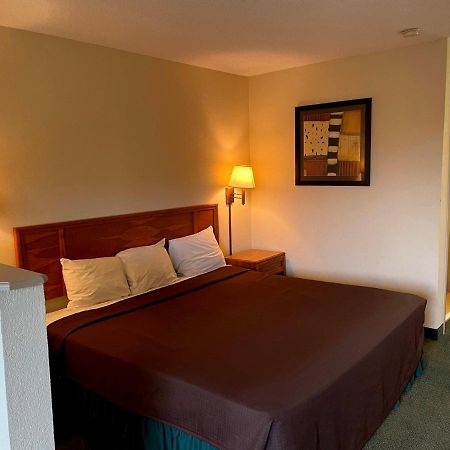 Travelers Inn & Suites Sumter Dış mekan fotoğraf