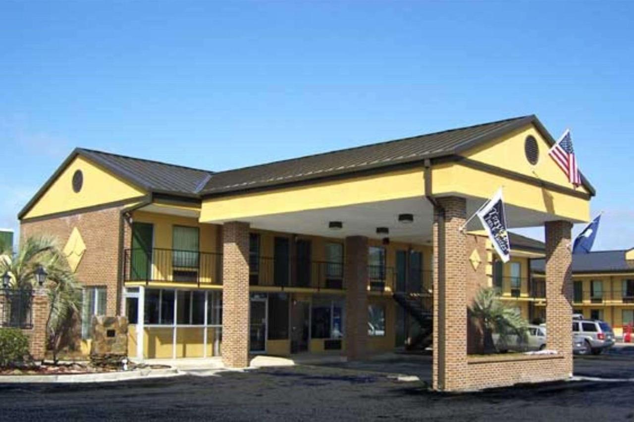 Travelers Inn & Suites Sumter Dış mekan fotoğraf