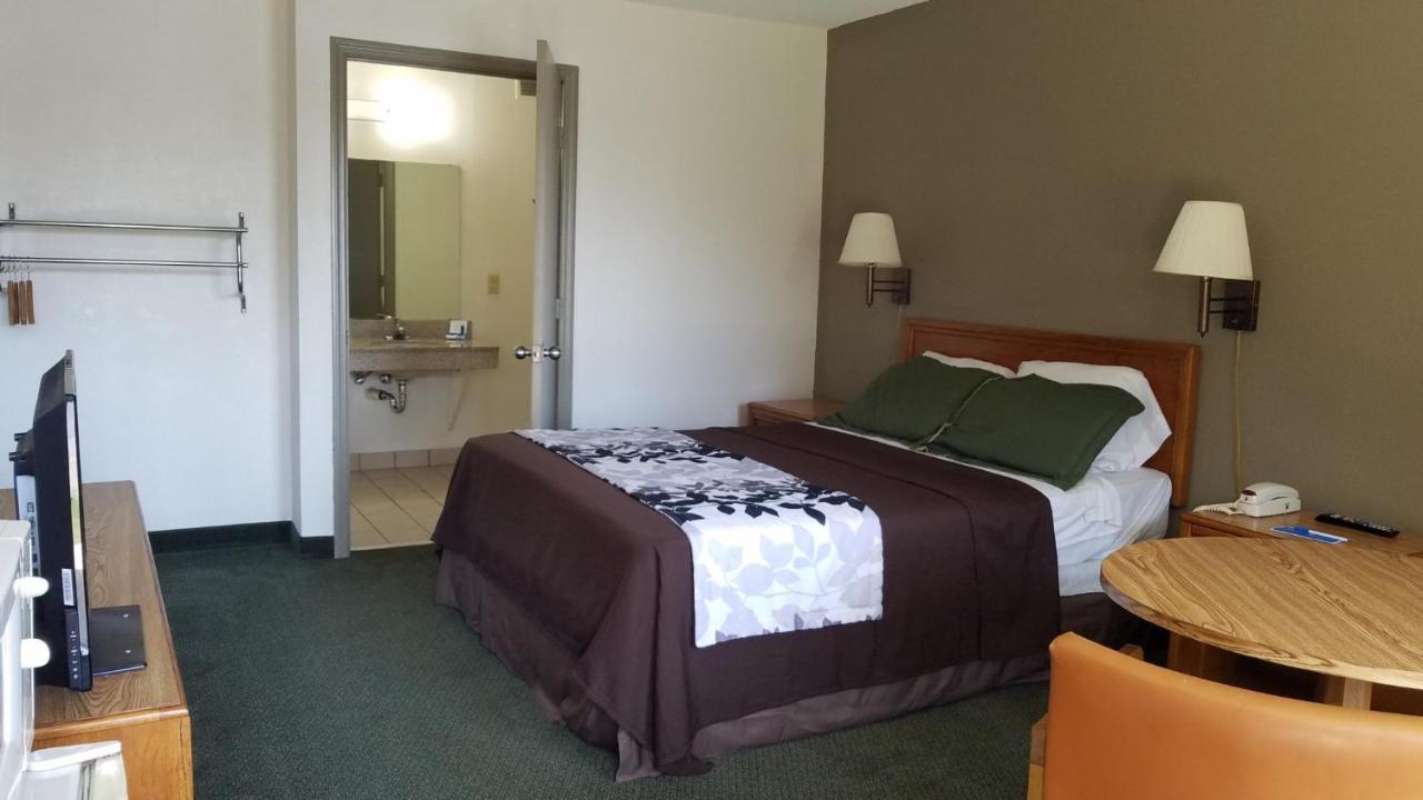 Travelers Inn & Suites Sumter Dış mekan fotoğraf